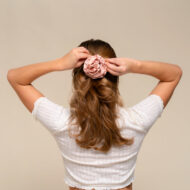 Kitsch - Agrafă Cloud Plată cu Rozetă din Satin - Terracotta, Medie - imagine 2