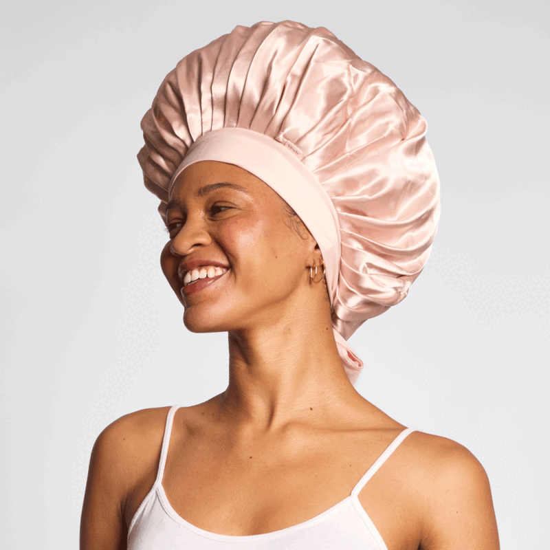 Kitsch - Bonetă Supradimensionată din Satin - Blush - imagine 3